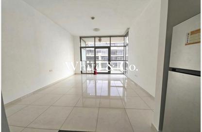 Apartment - Studio - 1 for rent in Golf Horizon A - Golf Horizon - Golf Town - Damac Hills - Dubai