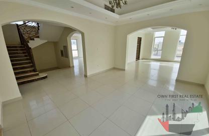 Villa - 5 Bedrooms - 7 Bathrooms for rent in Nad Al Sheba 4 - Nad Al Sheba - Dubai Villa - 5 Bedrooms - 7 Bathrooms for rent in Nad Al Sheba 4 - Nad Al Sheba - Dubai