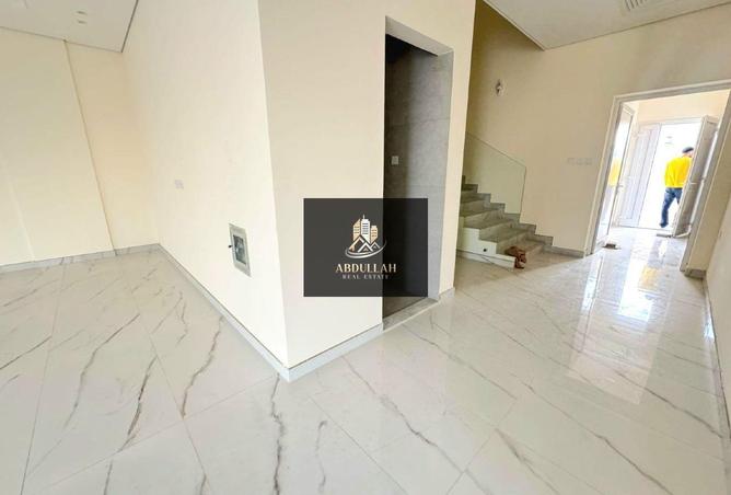 68271305 - Property Image 3