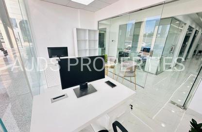 Office Space - Studio - 1 Bathroom for rent in Reem Residency - Al Karama - Dubai