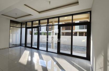 Townhouse - 3 - 4 for rent in Richmond - Damac Hills - Dubai
