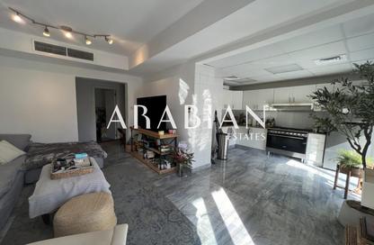 Villa - 2 Bedrooms - 3 Bathrooms for rent in Springs 10 - The Springs - Dubai