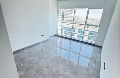 Apartment - 2 - 2 for rent in Al Majaz 2 - Al Majaz - Sharjah