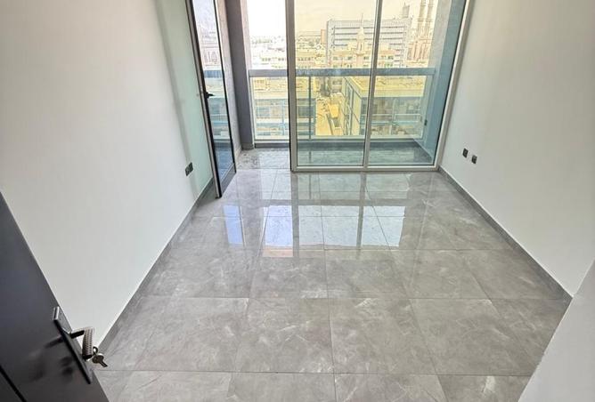 142369757 - Property Image 2