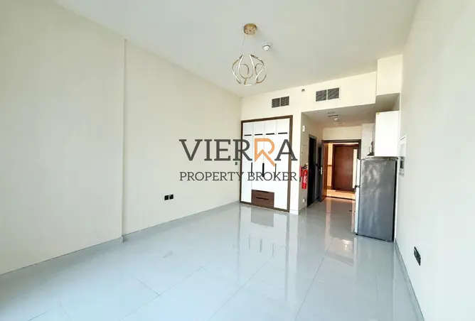 127027315 - Property Image 2