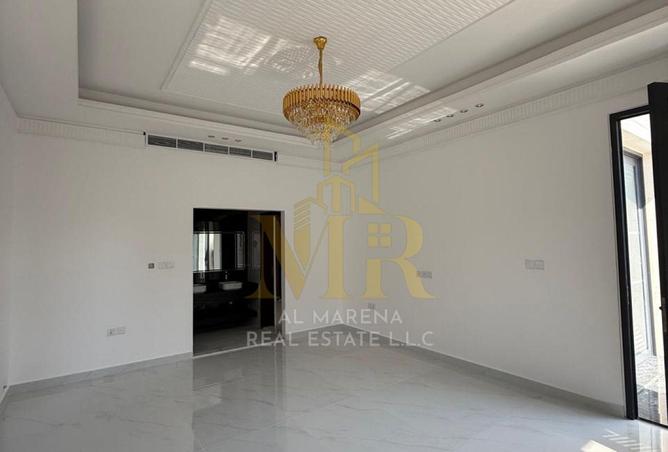 102419097 - Property Image 3