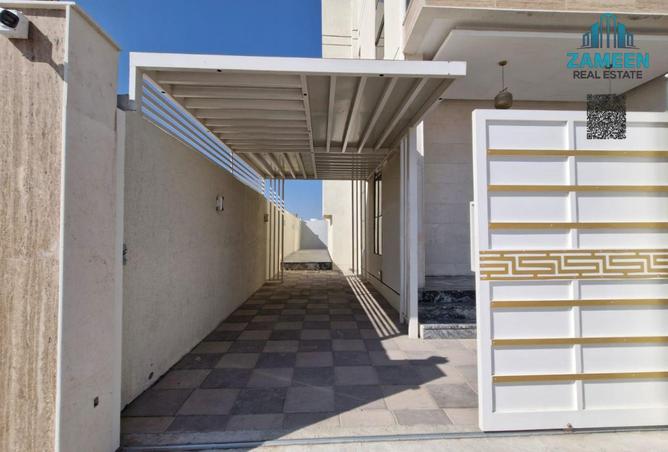 68693589 - صورة العقار 2