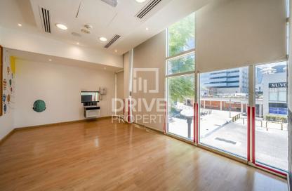 Retail - Studio for rent in Dubai Arch - JLT Cluster G - Jumeirah Lake Towers - Dubai
