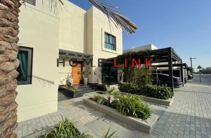 Villa - 5 Bedrooms - 6 Bathrooms for sale in Sharjah Sustainable City - Sharjah Villa - 5 Bedrooms - 6 Bathrooms for sale in Sharjah Sustainable City - Sharjah