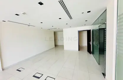 Office Space - Studio - 1 Bathroom for rent in The Regal Tower - Business Bay - Dubai