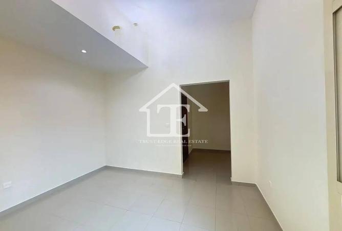 80676853 - Property Main Image