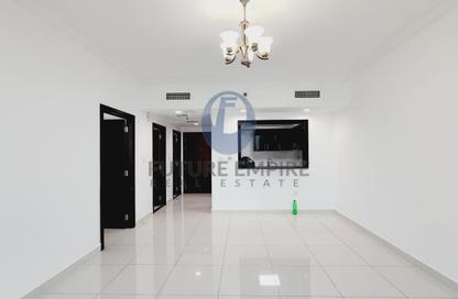 Apartment - 1 Bedroom - 2 Bathrooms for rent in Majestic Tower - Al Abraj street - Business Bay - Dubai