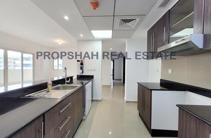 Apartment - 3 Bedrooms - 4 Bathrooms for sale in Tower 6 - Al Reef Downtown - Al Reef - Abu Dhabi