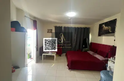 شقة - غرفة نوم - 2 حمامات للبيع في أورينت تاور 1 - أورينت تاور - البستان - عجمان