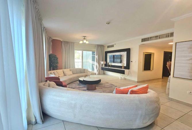 107302980 - Property Image 2