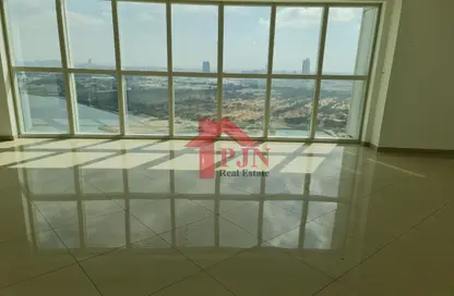 Apartment - 2 Bedrooms - 3 Bathrooms for rent in RAK Tower - Marina Square - Al Reem Island - Abu Dhabi