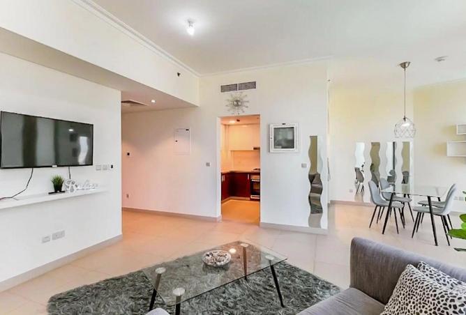 84078300 - Property Image 2