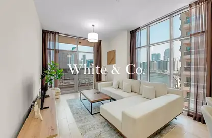 شقة - 2 غرف نوم - 3 حمامات للايجار في خليج القناة - الخليج التجاري - دبي