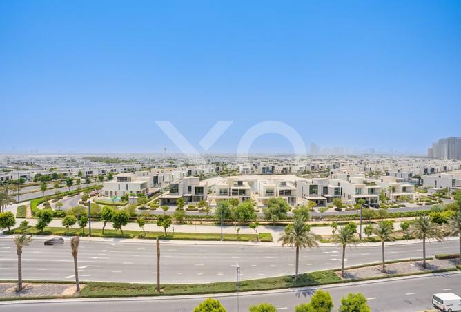 Upgraded 2-Bed with Community View