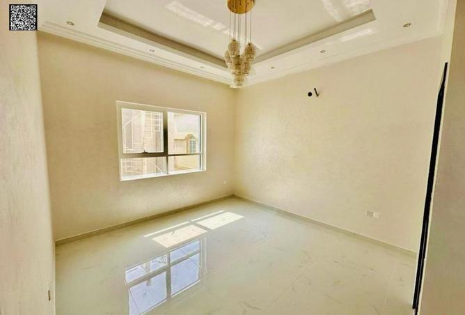 104120755 - Property Image 3
