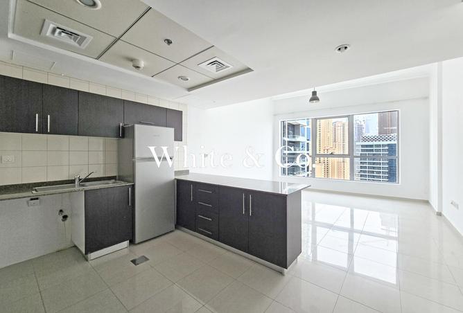 80273367 - Property Image 2