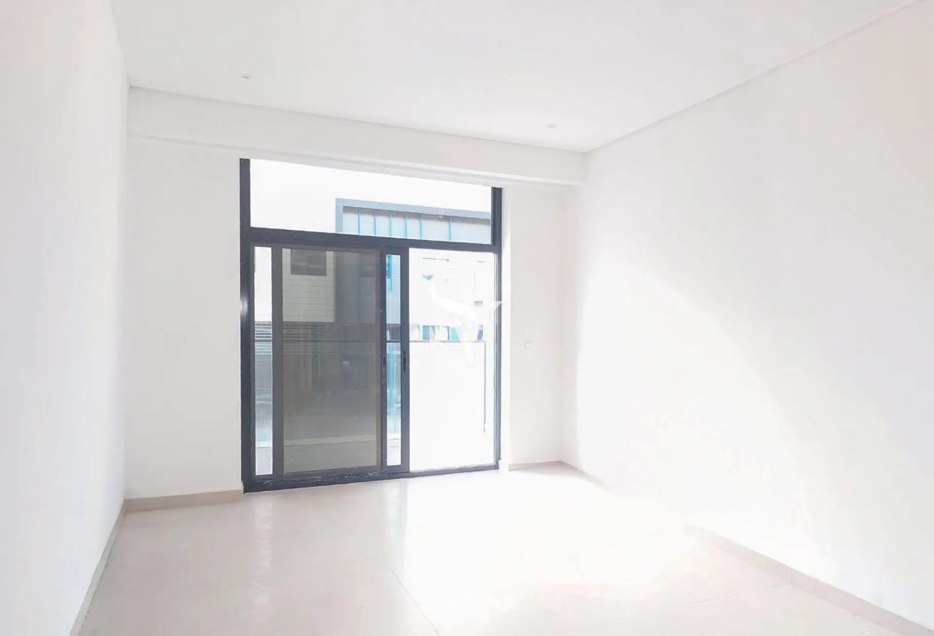Bright and Spacious | Community View |Barsha South photo 15