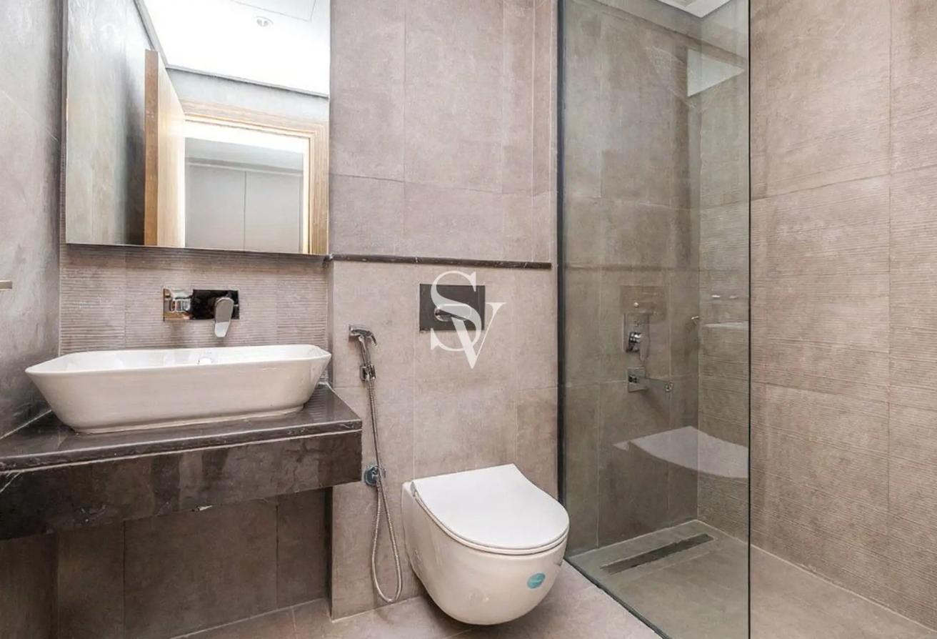 Bright and Spacious | Community View |Barsha South photo 9