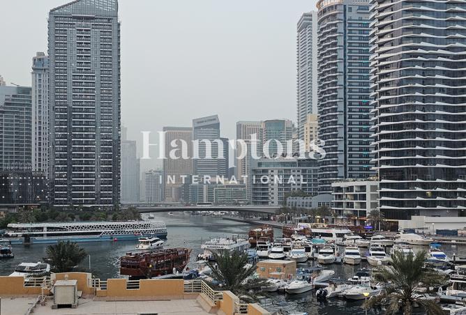 Marina Facing | Vacant Soon | Furnished photo 3