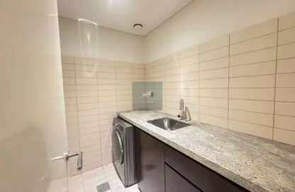 Apartment - 2 Bedrooms - 3 Bathrooms for rent in Park Place Tower - Sheikh Zayed Road - Dubai