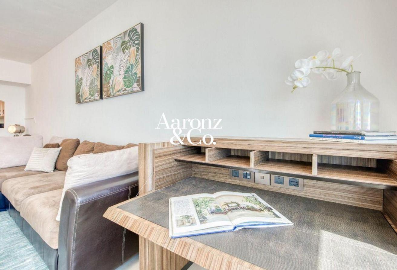 High Floor | Fully Furnished | Vacant on 20th Nov. photo 5
