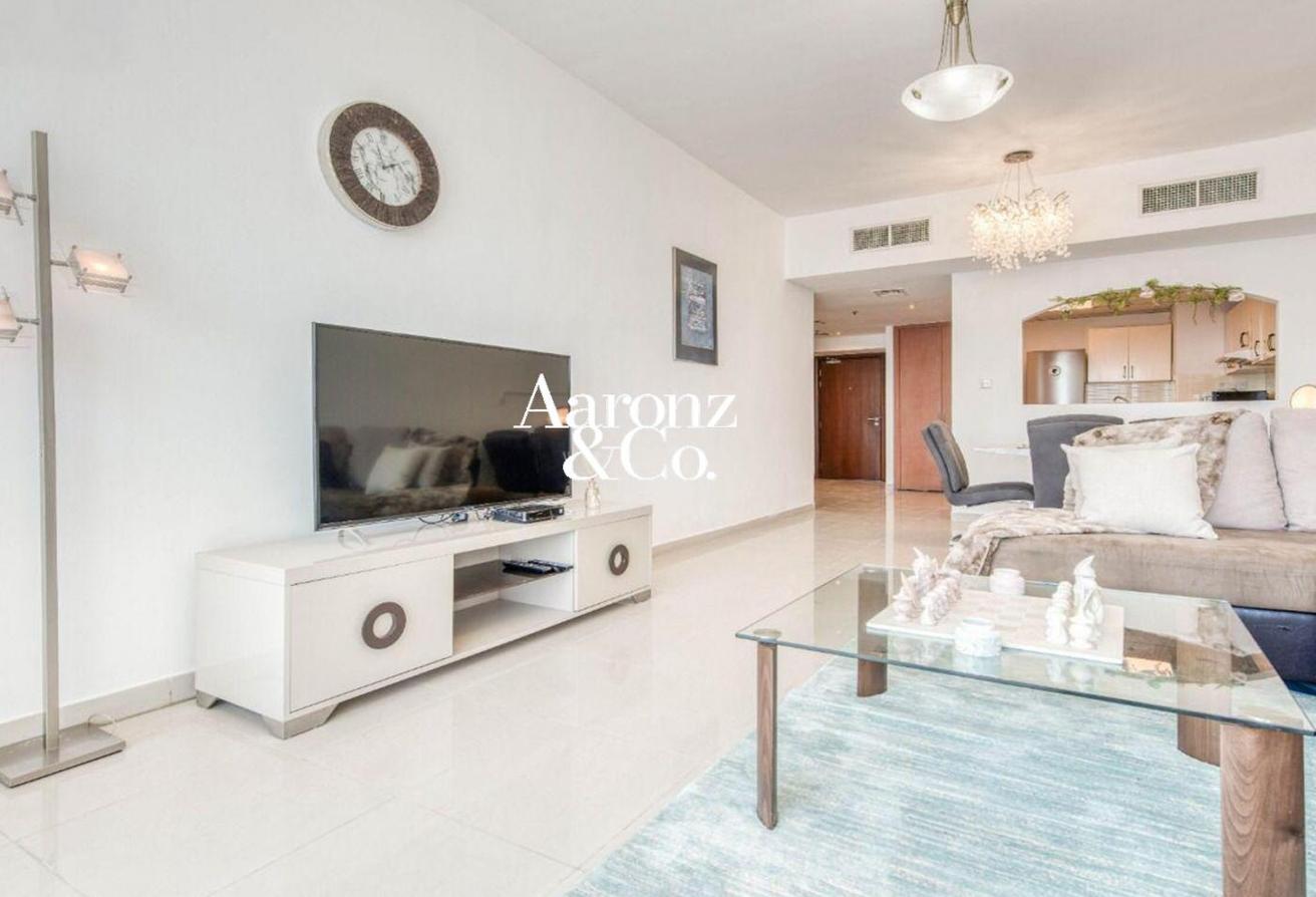 High Floor | Fully Furnished | Vacant on 20th Nov. photo 4