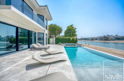 Villa - 5 Bedrooms - 6 Bathrooms for sale in Garden Homes Frond L - Garden Homes - Palm Jumeirah - Dubai