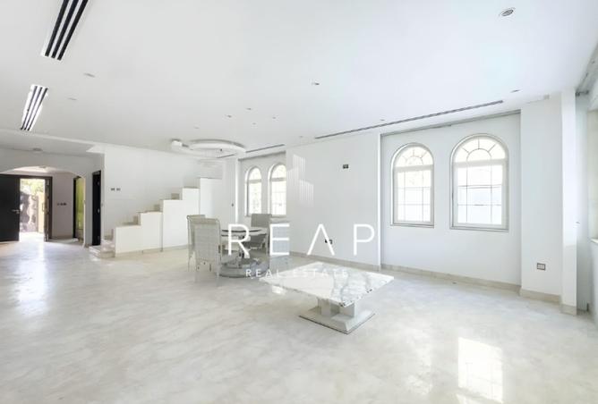 73124039 - Property Image 2