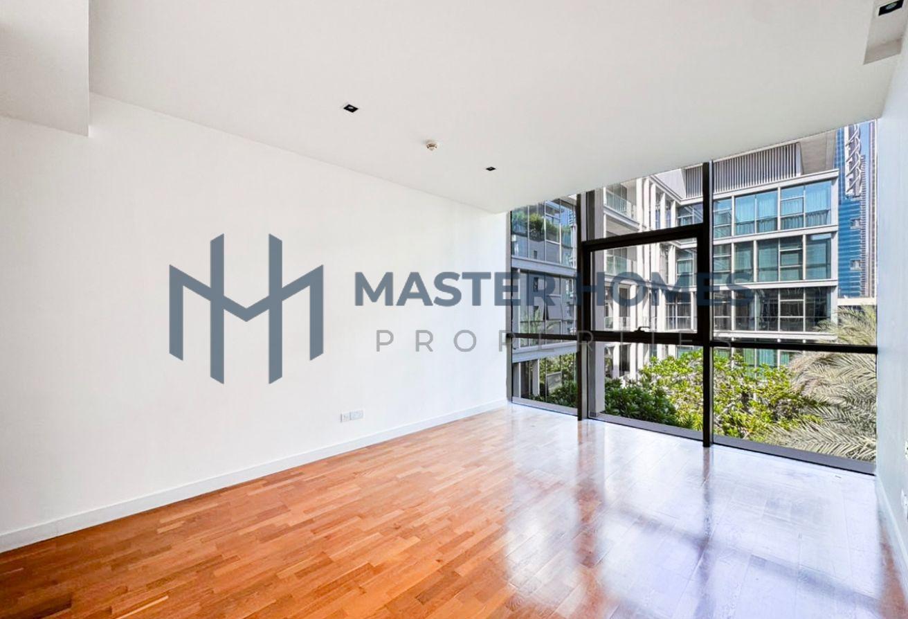 Bright 3 Bed+M | Arena and Garden Views | Vacant photo 8
