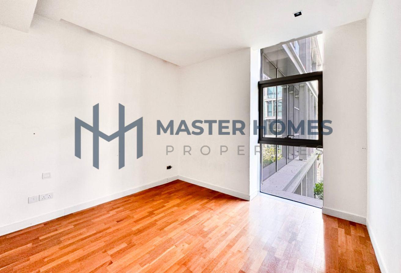 Bright 3 Bed+M | Arena and Garden Views | Vacant photo 15
