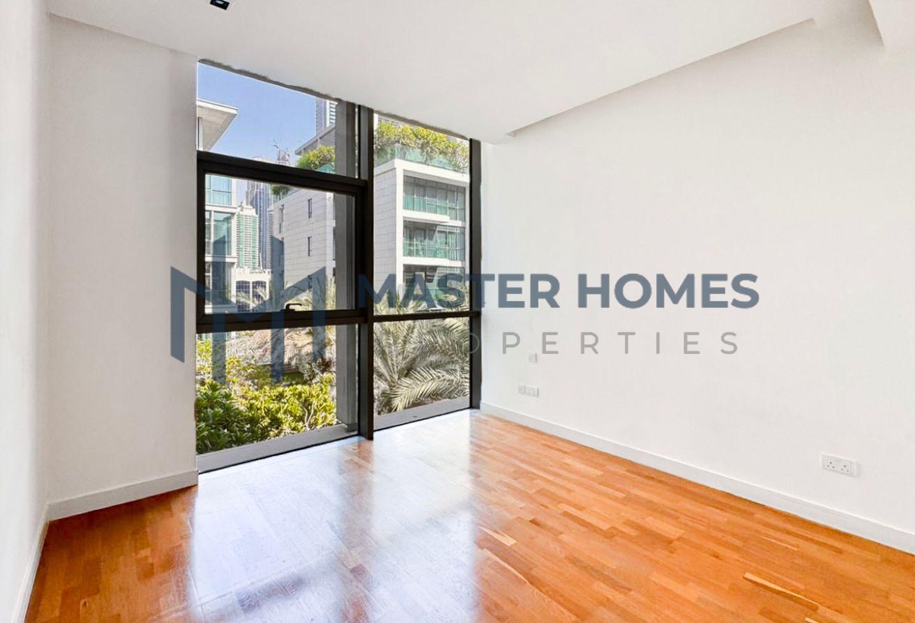 Bright 3 Bed+M | Arena and Garden Views | Vacant photo 13