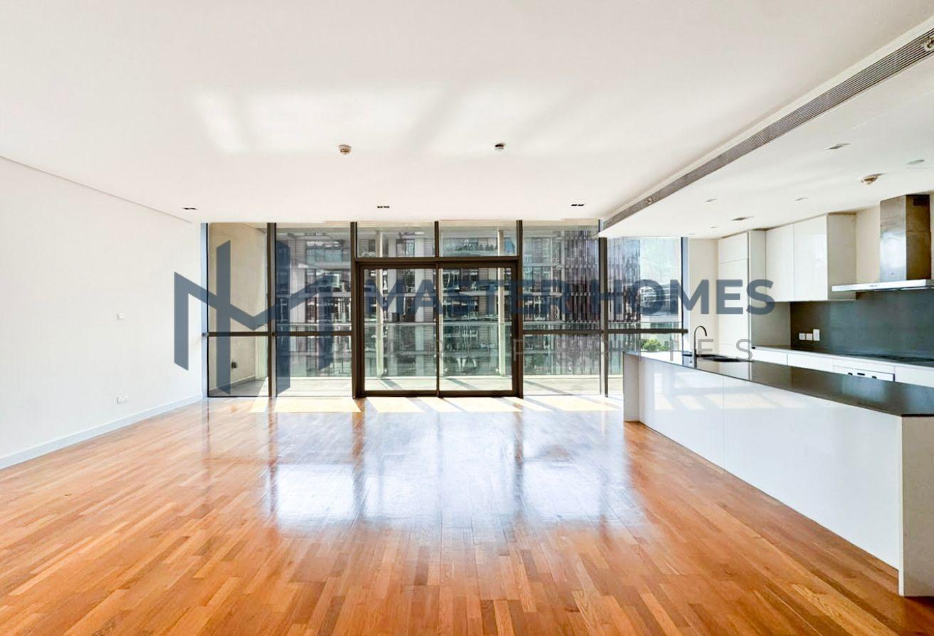 Bright 3 Bed+M | Arena and Garden Views | Vacant photo 6