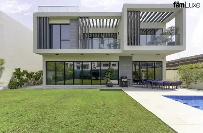 Villa - 5 Bedrooms - 6 Bathrooms for sale in District 6 - Jumeirah Park - Dubai