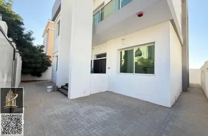 فيلا - 5 غرف نوم - 6 حمامات للايجار في أبراج الياسمين - جاردن سيتي - عجمان