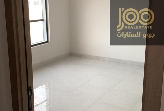 76962692 - Property Image 2