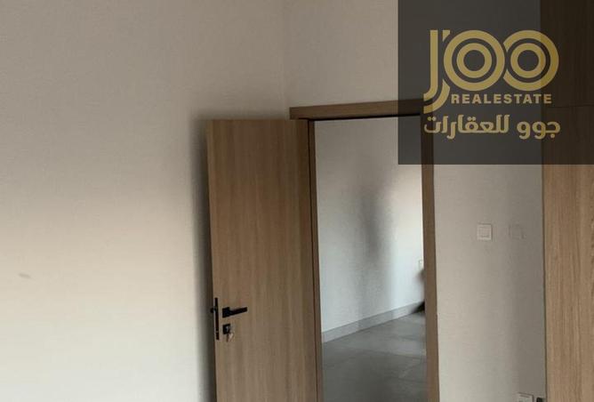 76962692 - Property Image 3