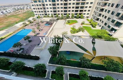 Apartment - 2 - 3 for sale in Golf Views B - Golf Views - Emaar South - Dubai South (Dubai World Central) - Dubai