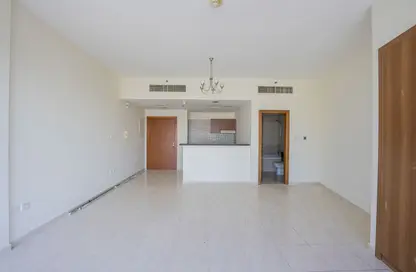 Apartment - 1 Bathroom for rent in Skycourts Tower F - Skycourts Towers - Dubai Land Residence Complex - Dubai