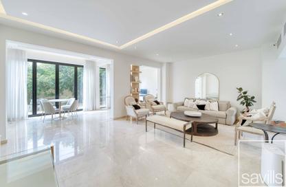 Villa - 5 Bedrooms - 6 Bathrooms for sale in Meadows 1 - Meadows - Dubai