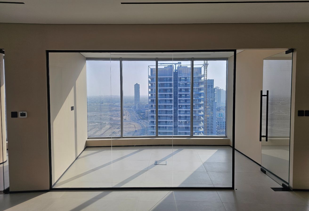 Studio office space in I Rise Tower, Barsha Heights (Tecom): 8
