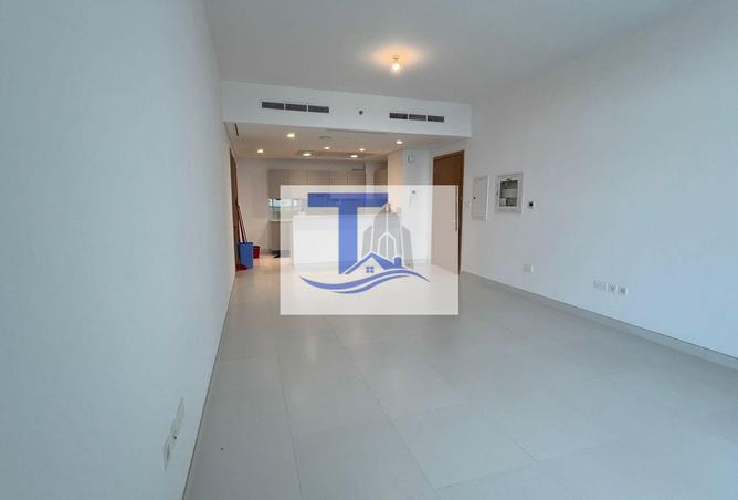 76966293 - Property Image 2