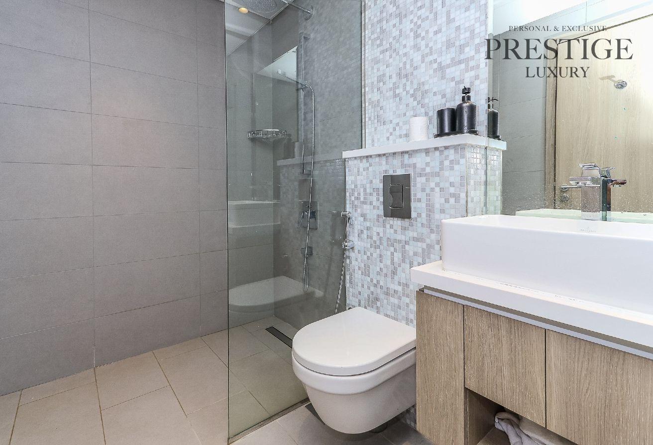 2 Story Unit | Furnished | Marina View photo 21