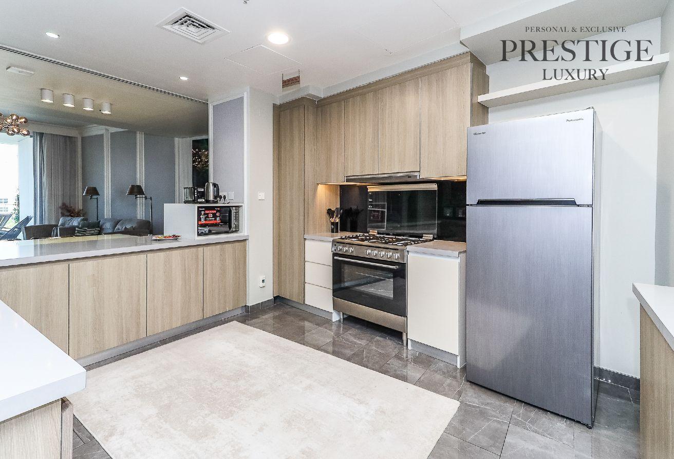 2 Story Unit | Furnished | Marina View photo 16