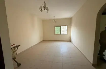Apartment - 1 Bedroom - 2 Bathrooms for rent in Bu Tina - Al Sharq - Sharjah