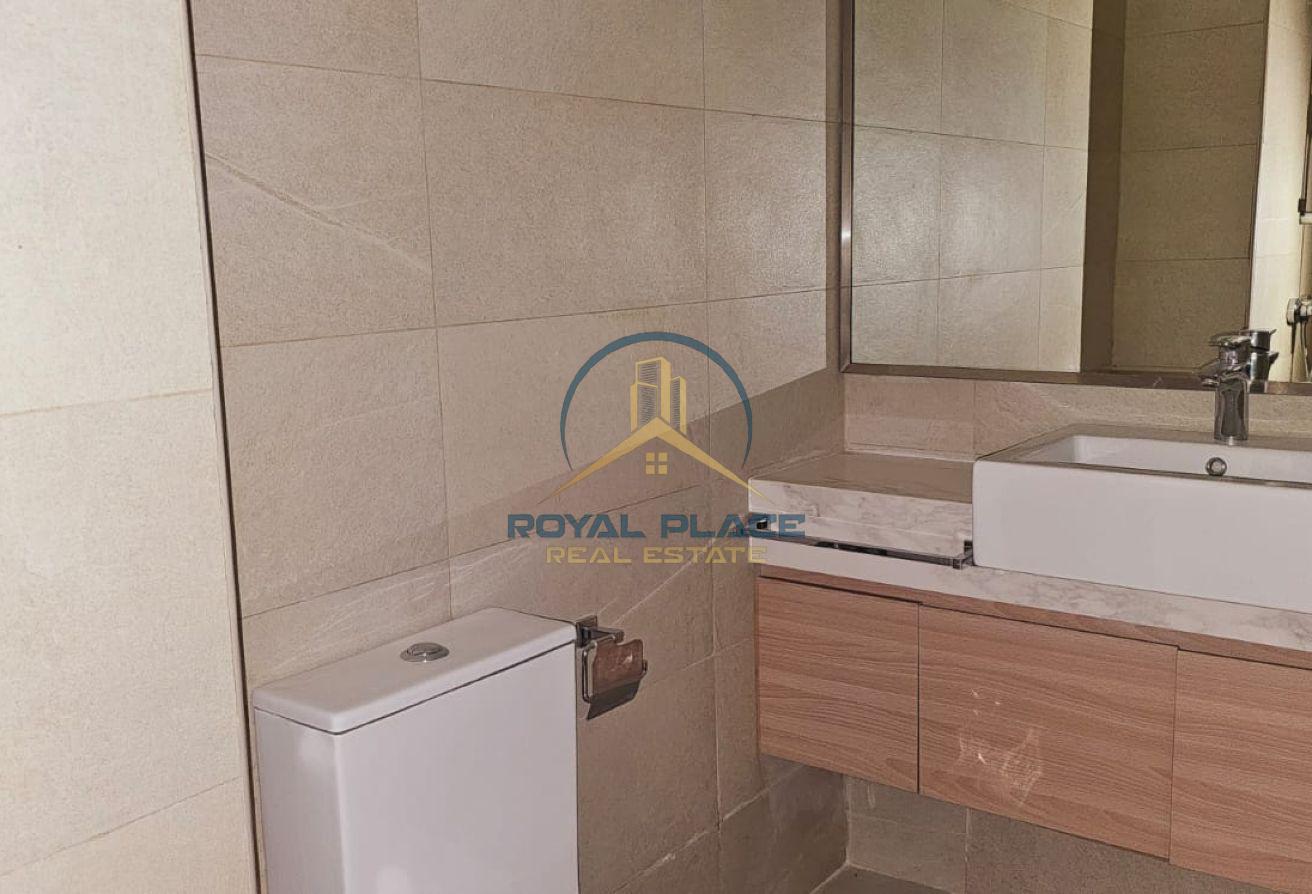 Semi-Furnished | Prime Location | Modern Layout photo 8